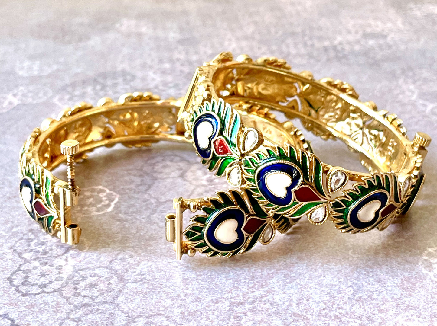 Morpankh Kundan (Peacock Feather Kundan)